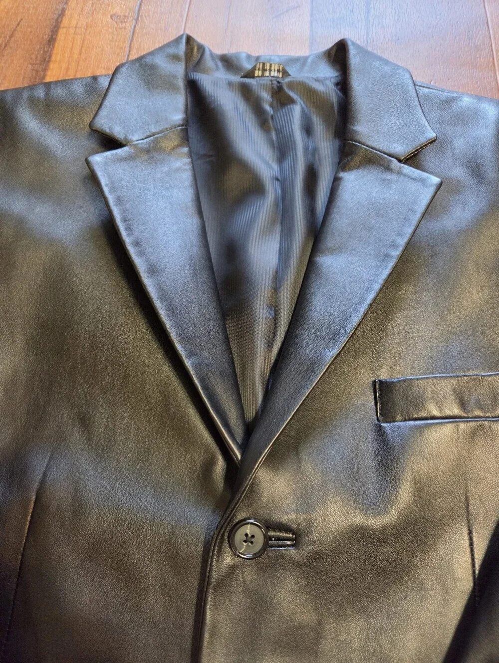 Macy's Soft Black Leather Blazer.  Single-Breasted Jacket. Sz 40S Unisex